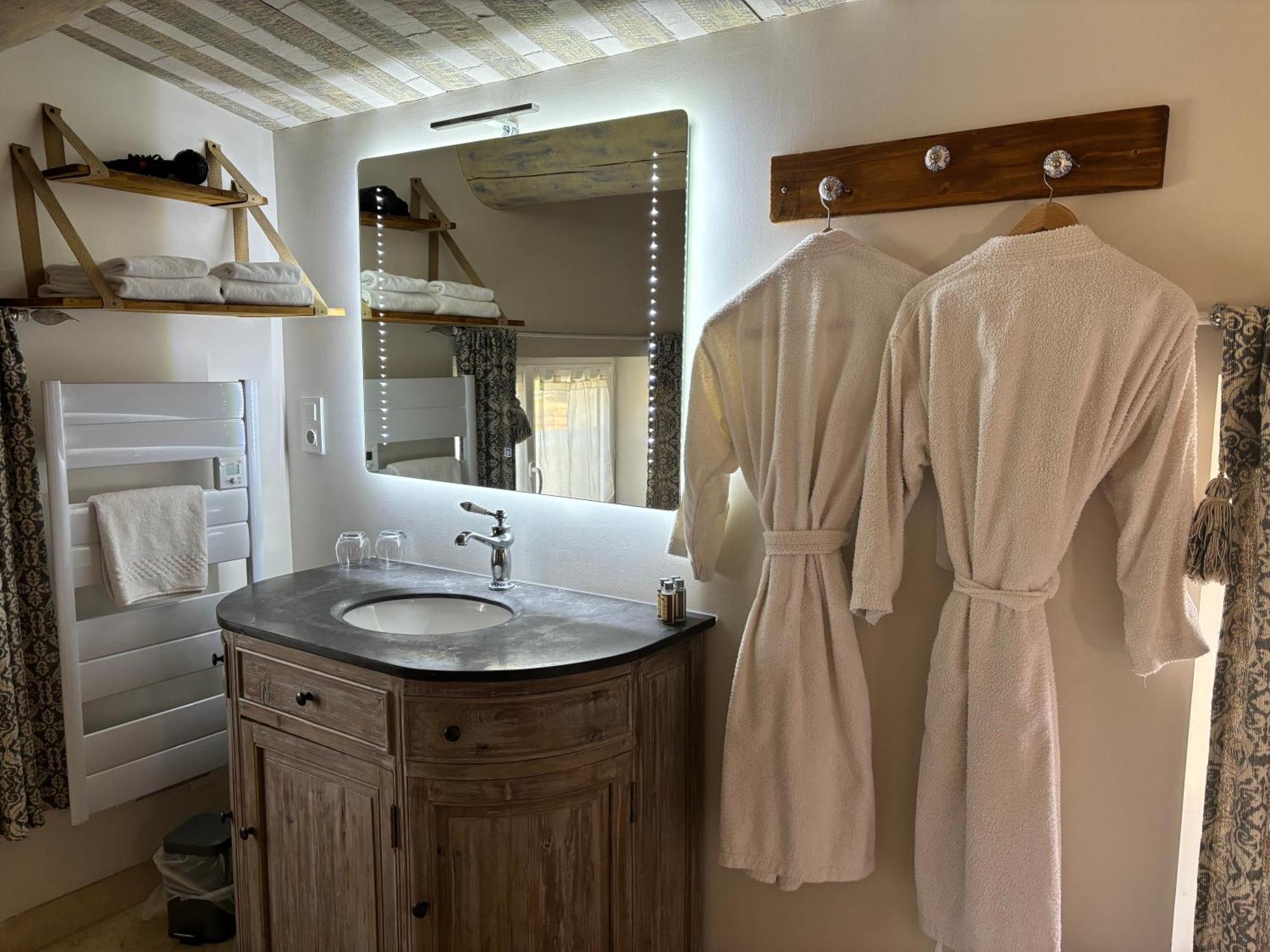 La Petite Plaine Hotel Clansayes Kültér fotó